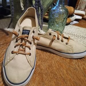 Sperry Womens Beige Canvas Boat Shoes